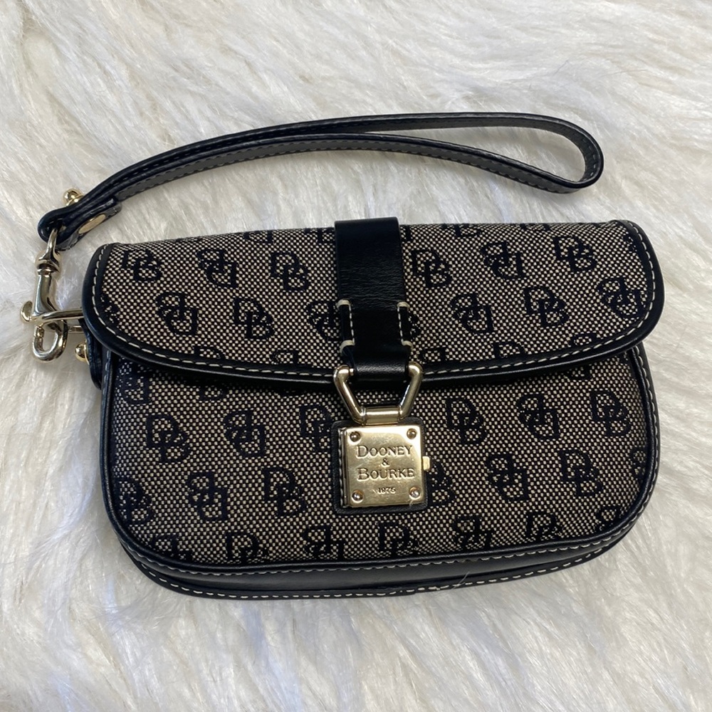 Dooney & Bourke Black and Tan Signature Wristlet Clutch